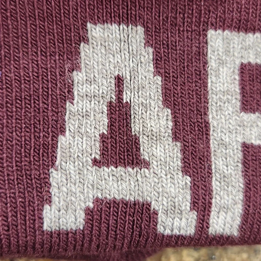 Under Armour Hat Womens - Picture 7 of 9